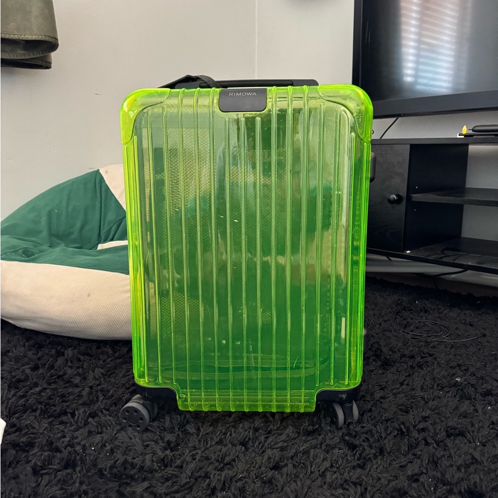 RIMOWA Beige and Black Document Set